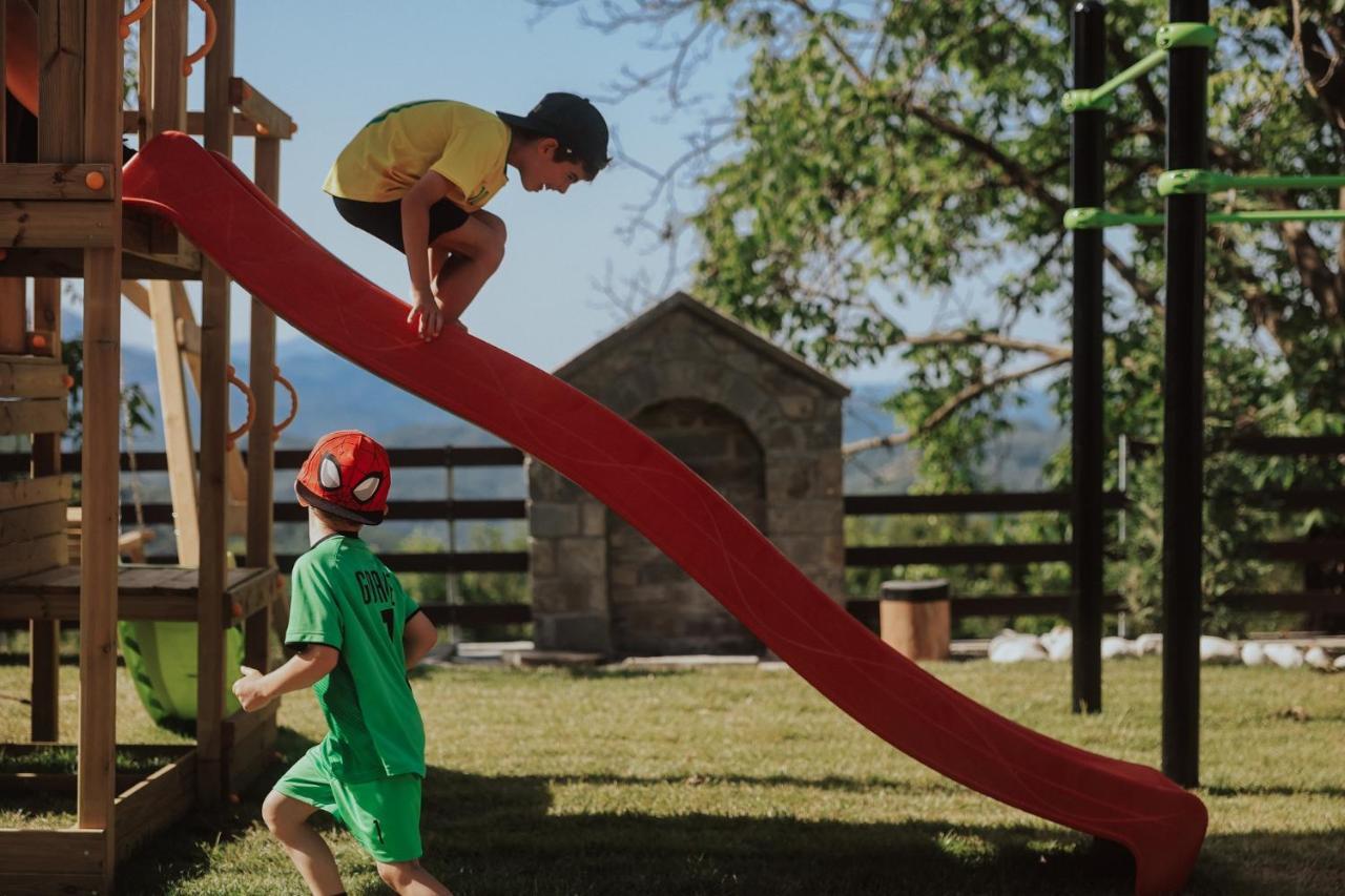 Rouista Tzoumerka Resort Vourgareli Luaran gambar
