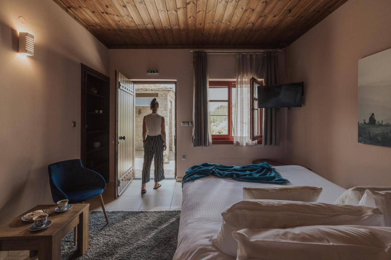 Rouista Tzoumerka Resort Vourgareli Bilik gambar